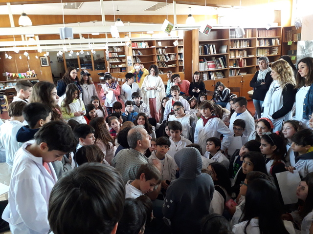 Viernes filosófico en la Anexa Viernes filosófico en la Anexa