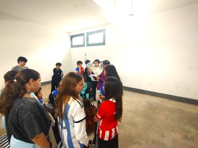 ¡Sala de escape en la escuela! ¡Sala de escape en la escuela!