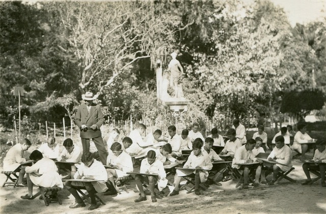 ¡Feliz aniversario querida Escuela Anexa! ¡Feliz aniversario querida Escuela Anexa!